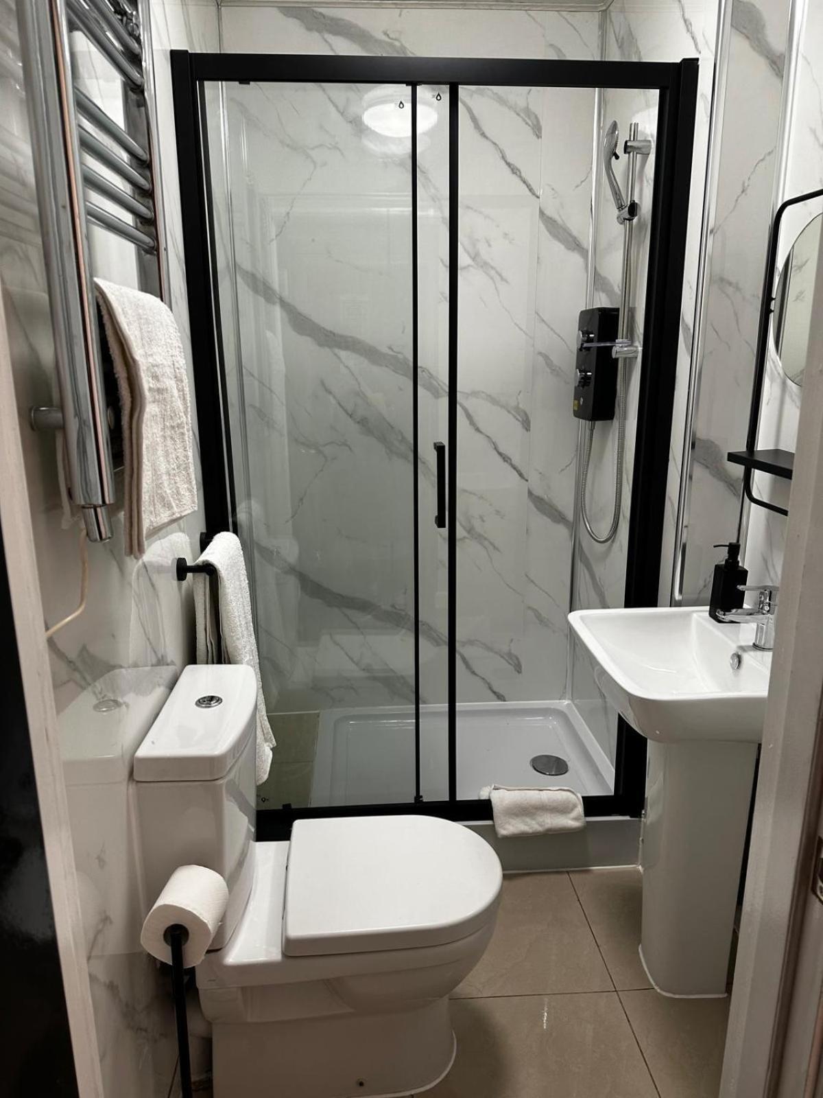 Fb2-Fantastic Basement Studio Good For 3 Near Hyde Park 런던 외부 사진